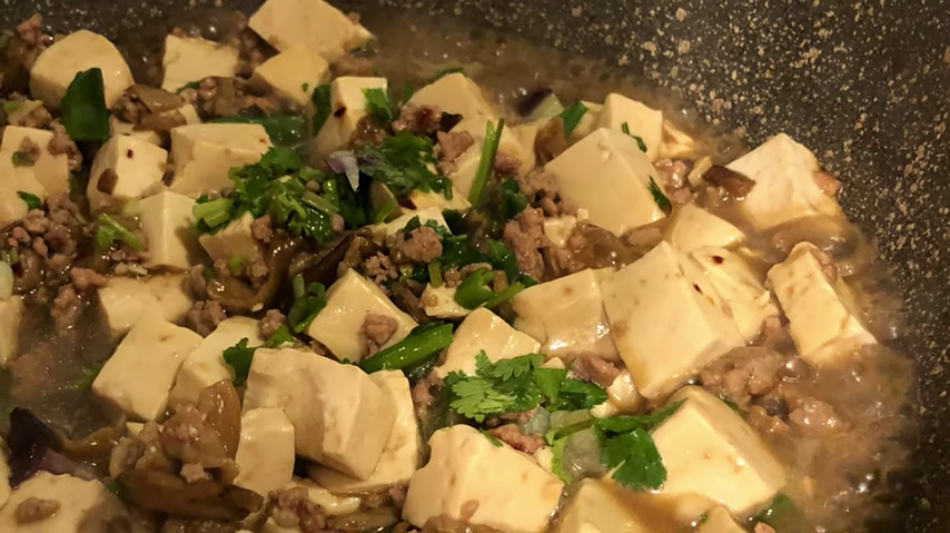 牛肝菌肉碎豆腐